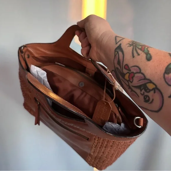 Brown Leather Tote with Woven Design - Picture 4 of 5